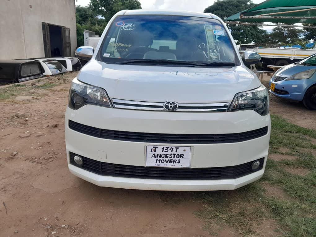 2016 Toyota Spade