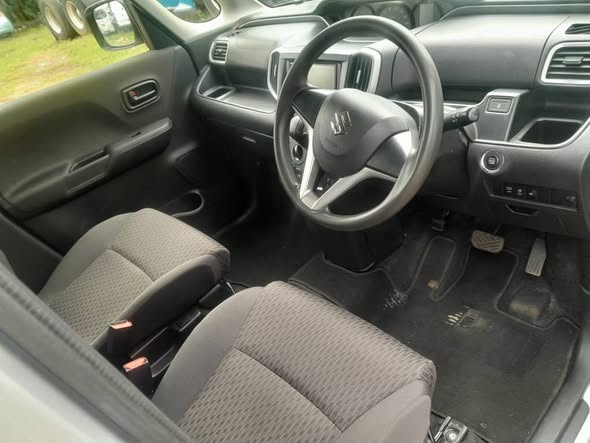 2016 Suzuki Solio thumbnail 4 - Car World